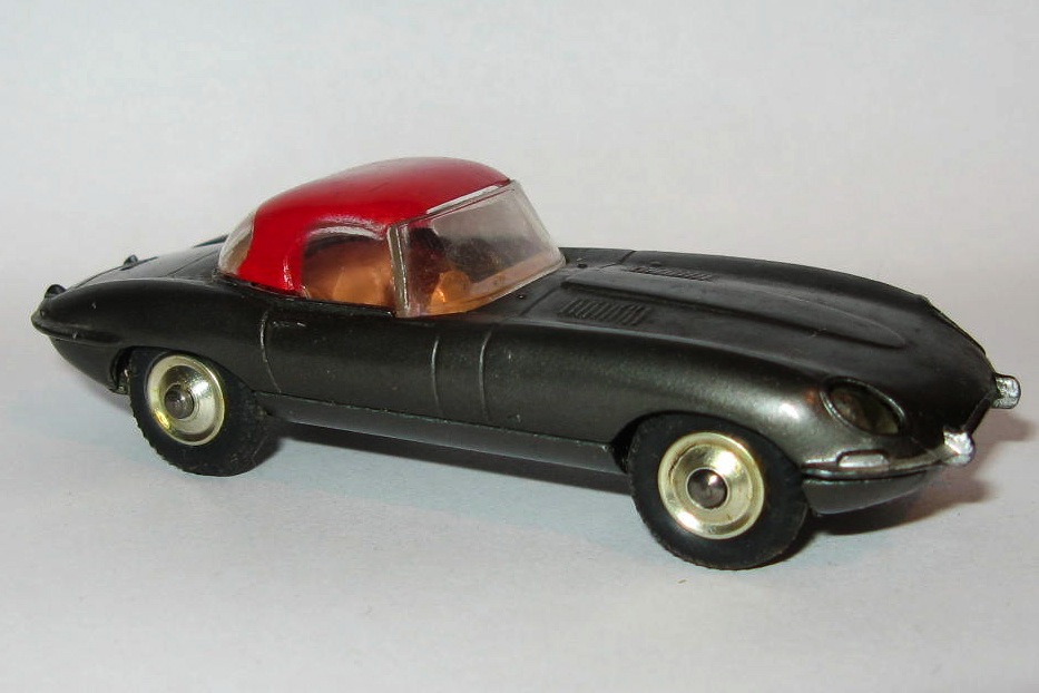 307 JAGUAR E TYPE.jpg